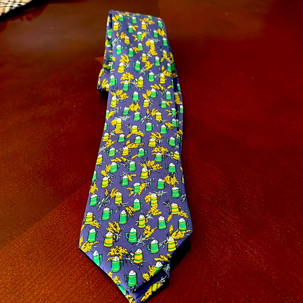 Hermes used tie